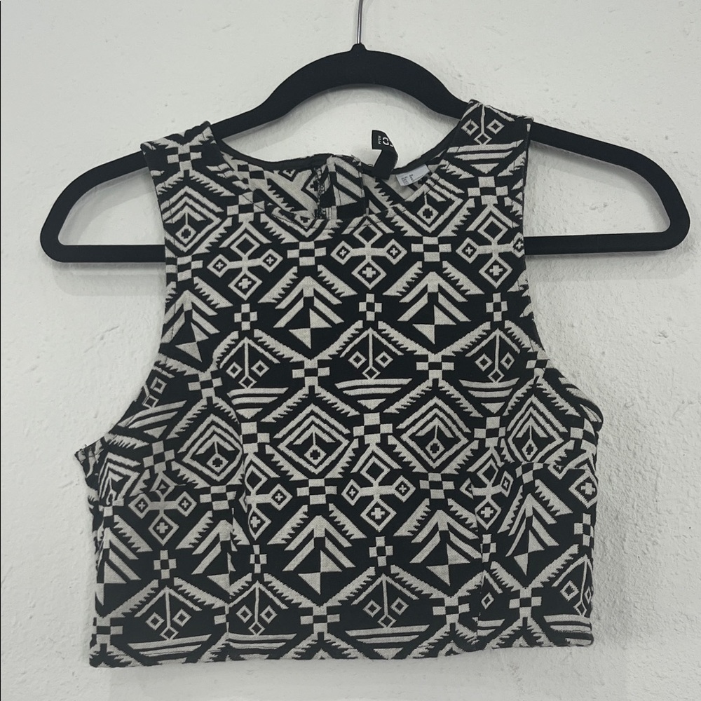 H&M Black and White Patterned Tank Top
